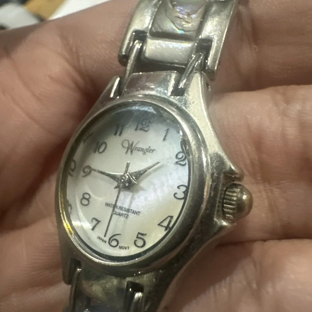 Working Vintage Wrangler Women's Watch Abstract Steel Dainty Band 24mm Fit 6.75